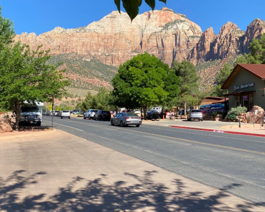 Road entrance to Zion National Park