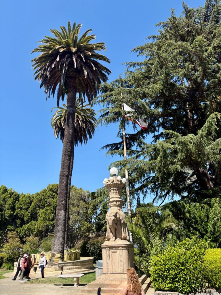 Sculpture and Palm Trees at Plaza Viña Del Mar